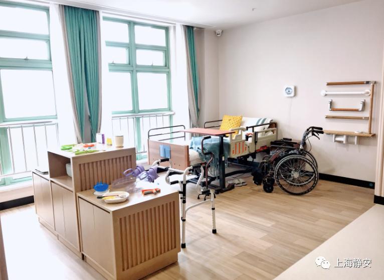 醫(yī)療、康復(fù)、生活照料……這些需求在家門口就能解決！靜安這里正打造“沒有圍墻的養(yǎng)老院”(圖10)