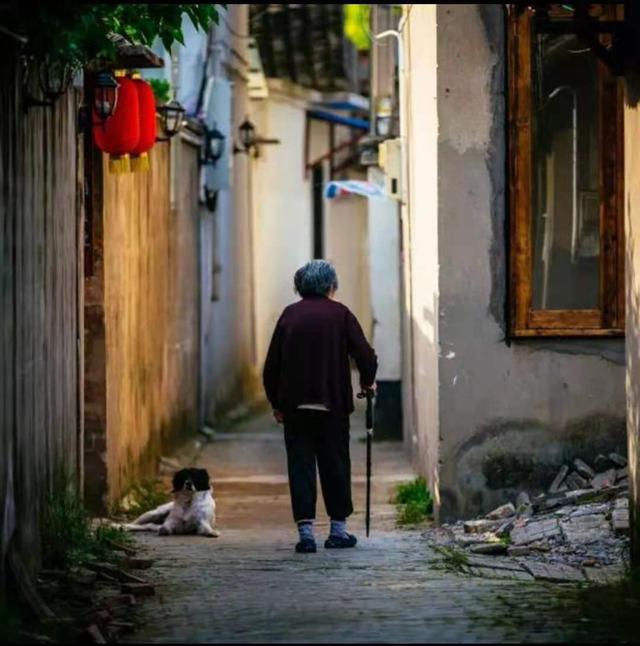 養(yǎng)老，是一場關(guān)乎經(jīng)濟實力和人性的博弈(圖1)