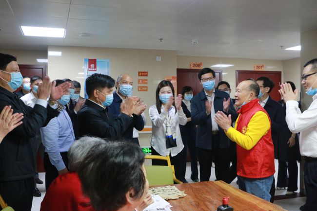 國家民政部李紀恒部長一行蒞臨福州市國德老年康養(yǎng)中心視察(圖8)